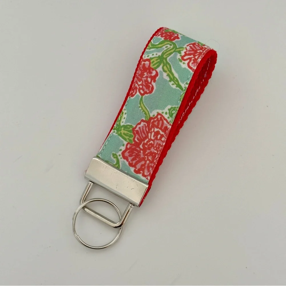 Alpha Chi Omega Lilly Pulitzer Key Fob - Picture 1 of 2